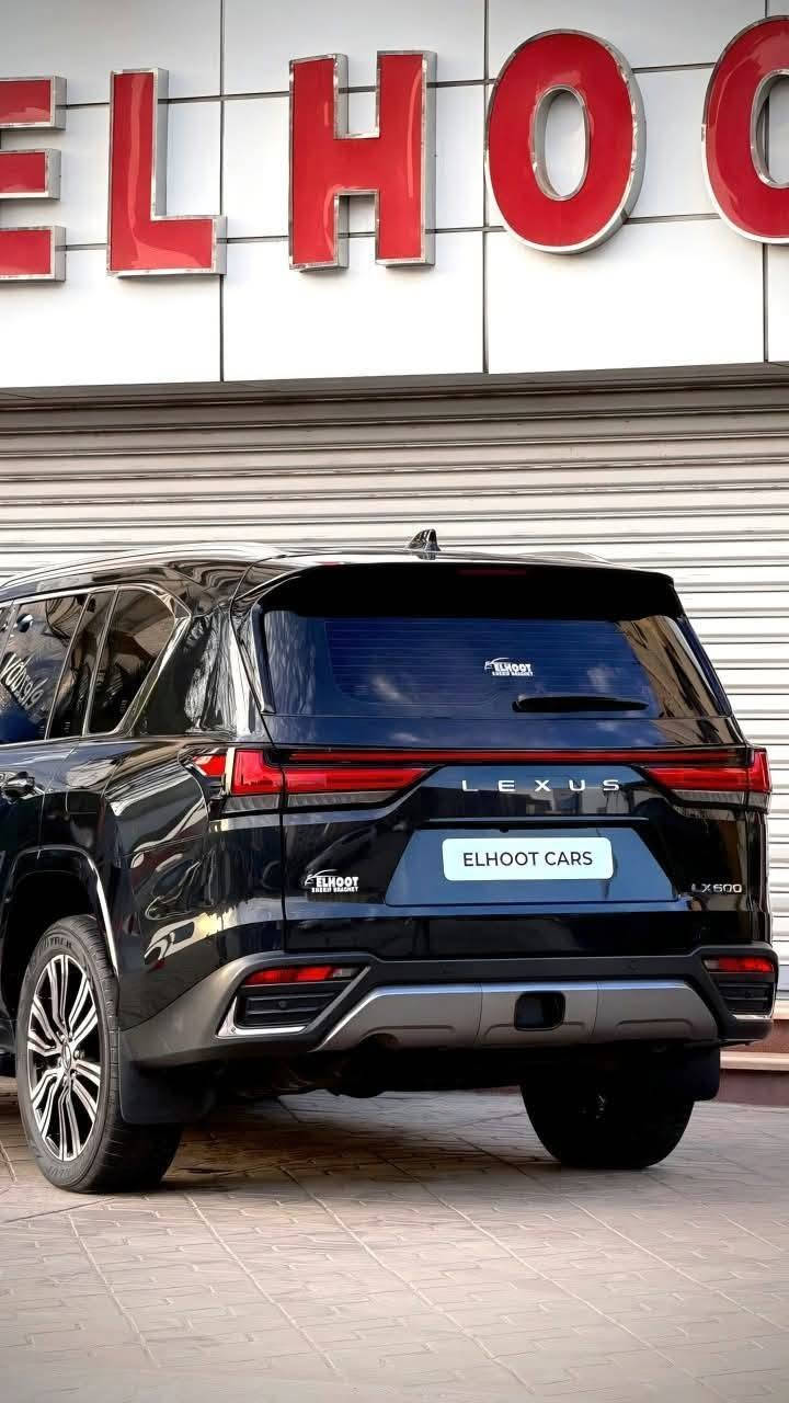 أسطورة الفخامة والقوة لكزس LX600 
أعلي فئة ٧ مقاعد وشاشات خلفية 
محرك جبار V6 توين تيربو 
409 حصان و 650 نيوتنمتر 
وفتيس 10 سرعات 
سيارة الحضور. فخامة بلا حدود  تتجلى القوة في أبهى صورها موديل 2026
 تصميم ملكي يخطف الأنظار مع أحدث تقنيات الراحة والأمان لون خارجي فريد يجمع بين كبرياء الطبيعة وهيبة التصميم، يكتمل بمقصورة داخلية حمراء تعكس شغف القيادة والرفاهية المطلقة ليست مجرد سيارة دفع رباعي بل هي بيان عن الأناقة التي لا تساوم على الأداء قوة جبارة قروض أصعب الطرقات تكنولوجيا متطورة تضع العالم بين يديك
Lexus LX600 2026

-Engine: 3.5-liter Twin-Turbo V6 
-Horsepower: 409 HP
-Torque: 650 Nm 
-Transmission: 10-speed Direct Shift Automatic
-Drivetrain: All-Wheel Drive (AWD)
-Torsen Limited Slip Differential (LSD)
Car doors suction-

-Rear Stabilizer
-Front & Rear Performance Dampers
-Adaptive Variable Suspension (AVS)
-Active Height Control (AHC)
-Electronic Power Steering (EPS) with tuning
#معرض #سيارات #الحوت 
👑 حيث تلتقي الفخامة بالثقة 👑
👑 خبره ثلاثون سنة بمجال السيارات 👑
٤ش احمد عرابي المهندسين
ت// 01210000110
بيع وشراء و إستبدال 
تشرفنا زيارتكم مارينا العلمين السياحى, مرسى مطروح


**إذا كنت صاحب هذا الإعلان وتريد حذفه لأي سبب، رجاءا أرسل رسالة إلى الدعم الفني**
