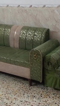 ديوان • عشر مقاعد • صوفا