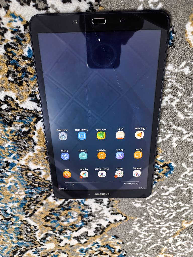 ئایپادی گالاکسی تاب ئە ی ۲۰۱٦ 
galaxy tab A 2016  
32GB 

لە مسی سە ریحو ئە سلی بە شە رت  بی کیشە و بی مشکیلە   لە رەسمە کانا جوان دە رم خستوە  دوو شوختی وردی هه یە زۆرر  ورد نە بی دیار نییە  ١٦٠هه زار السليمانية, العراق


**إذا كنت صاحب هذا الإعلان وتريد حذفه لأي سبب، رجاءا أرسل رسالة إلى الدعم الفني**