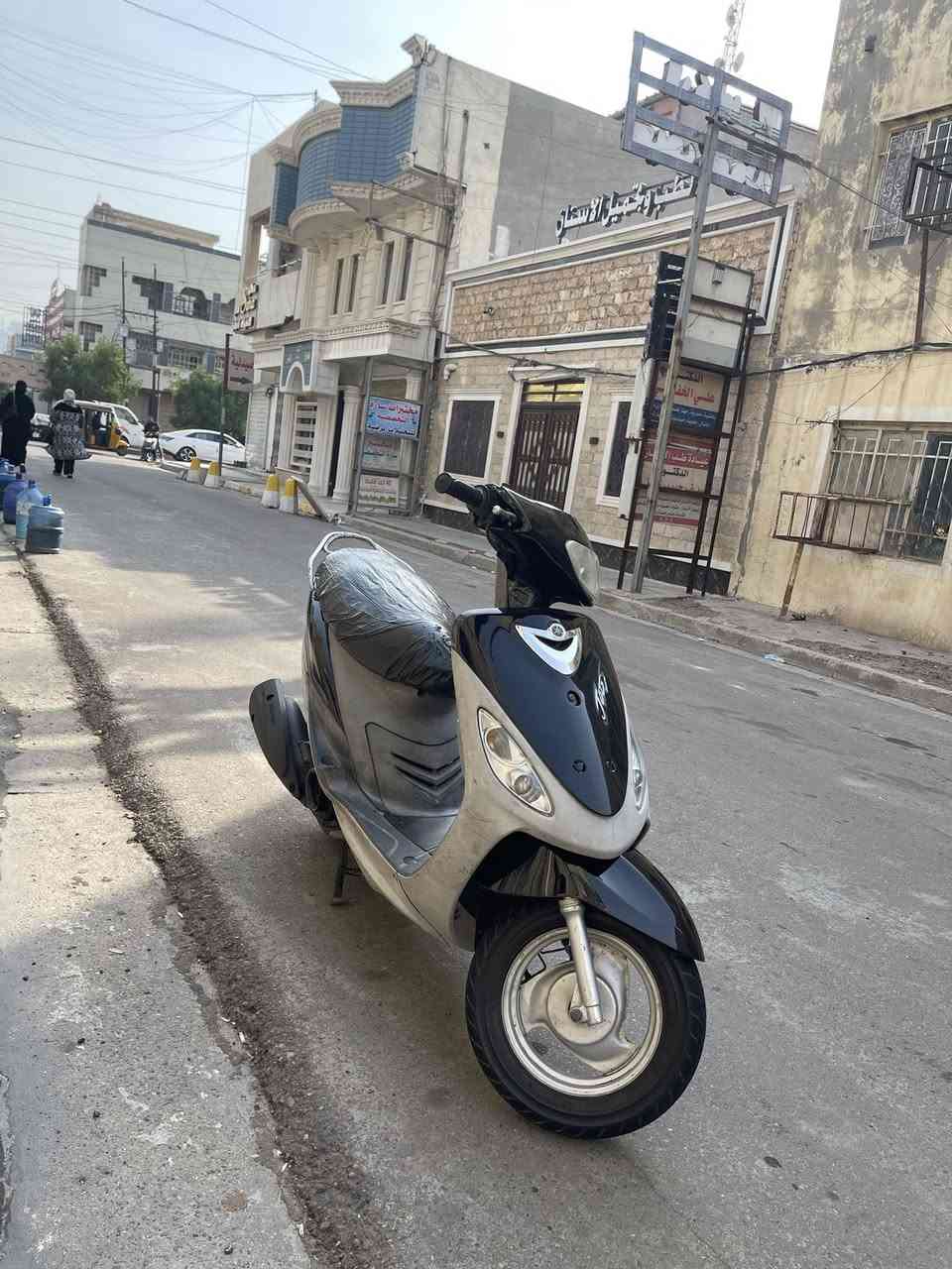 سلام عليكم دراجة  ماكس منغولي 120 دراجه جديدة مكفولة من كلشي اي نقص مابيه سعره 750  رقم هاتف *********** مكان بغداد حريه
