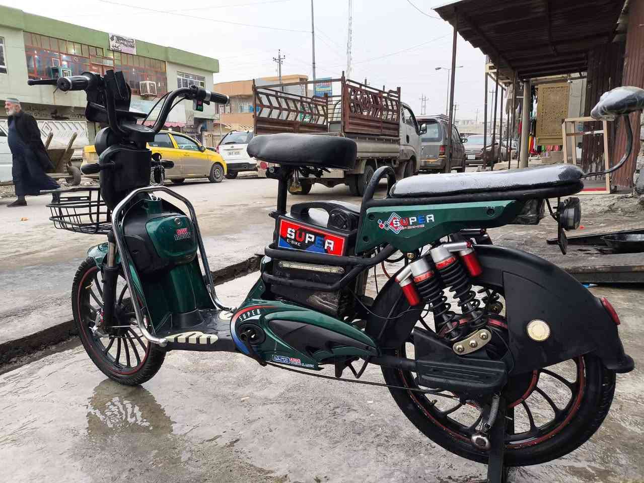 ماطور شحن للبيع نظيف
عقل جديد كهربائية كامل شغال. بطاريات نظاف كير توماتيك السعر 200الف قفل مكاني موصل رشيدية
***********
