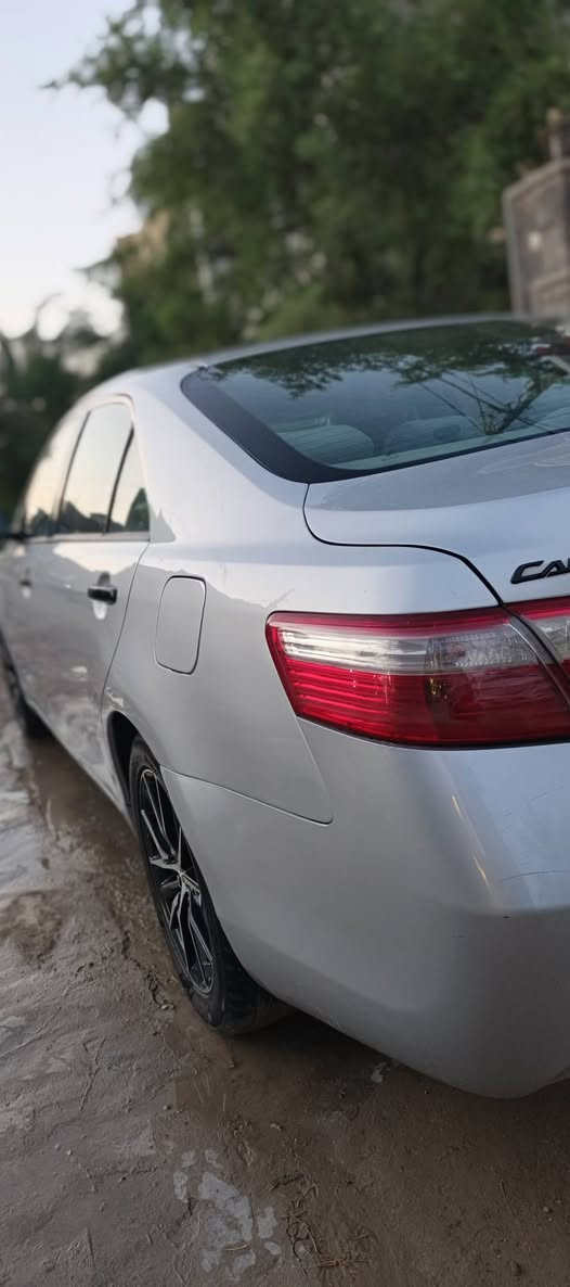 كامري 2007 بيع أو مراوس حسب القناعة سعر 105 بي مجال
كير ومحرك خير من الله 
تبريد ثلج 🥶 
تخم تاير جديد ويل حديث
رقم بغداد مشروع وطني مميز 4 أرقام 
شاشة+كامره مصبوغة حزام جماليه
***********
