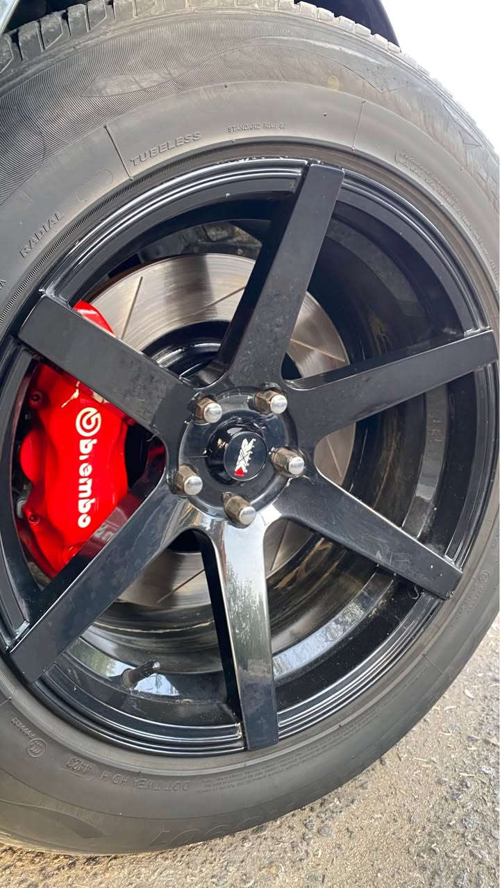 جارجر GT PLUS .

GT PLUS - SUPER TRACK PAK

🛑مواصفات خاصة

🛑بريك برمبو اصل 

  🛑رادار 

🛑فتحه

🛑اكسل 3.8

🛑دشبول تطريز دبل خيط

🛑دبلات صفر

وباقي مواصفات الجيتي

ال جي تي بلاس نادر تجي بهيج مواصفات

الموديل :2019  .

العداد : 140 الف. 

المحرك : 300 حصان  V6.  3.6L . 

المكان :كربلاء_ المركز

 و صلاح الدين_بيجي

 *********** اتصال

*********** واتساب

*سيارة باسمي

ضايفلها عدسات اوزوم دبل ليزل عالي ناصي اقوه عدسات بالسوك وضايف عين الشيطان ولد متغير ع التليفون صارت عليه 450$

ضايف لدات ابيض بالداخل ومساطر اناره دشبول تحكم تليفون

* كشافات الضباب زنون بلاديه

 . السياره نضام الصوت مالتها مو عادي امبلي فاير وسماعات من شركه الباين الغنيه عن التعريف

* حساسات . 

* شاشه كبيرة مع نظام ملاحة نفكيشن GPS . ابل كار بلي واندرويد اوتو

* الشاشة مع اوپشنات SRT . 

* مقاعد جلد رياضية . 

وطبعآ مقاعد حضن كنتارا وجلد بالضبط مثل مال الديتونا 

* مقاعد أمامية كهربائية عدد 2 . 

* ذاكرة لحفظ وضعيات الجلوس (ميموري) 

. 

* مقاعد أمامية تبريد وتدفئة . 

* ستيرن كهربائي . 

* تدفئة ستيرن

* مرايا متحسسة للاضاءة العالية .

* كير شفتر بالستيرن . 

* دخول ذكي (بصمة) .

للبيع او مراوس كربلاء, العراق
