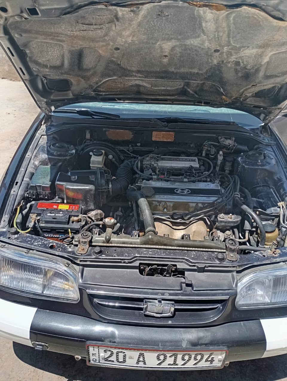سوناته موديل 95 سياره نضيفه جاهزه من كلشي بسمي رقم كير عاديديالى مصبوغه صبغ عام للجماليه بدون حادث او ضربه سياره نضيفه تايرات نضيفات صدر جديد تدفئه وتبريد شغال السياره مكفوله من الضربه والحادث سياره على ايد وحده المكان ديالى الخالص الشراي يخابر عالرقم ويدلل السعر 48 وبيها مجال حك الجيه
