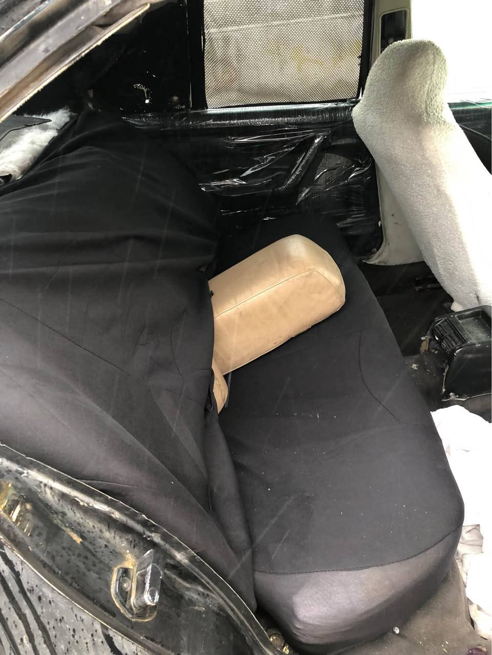 بسم اللە  
 فرۆشتن و  گۆڕینۆ   520i      علوجە   مۆدیل ١٩٩٢ بە شەرتی  مالی مەدەنی مەکینە  کەبس  گیڕ عادی  فول عادیە     ڕەشی  قەتران  دەعمی  قورسی نیە  وەرگەراو نیە سەیارەکە    زۆر   ریک و  پیکە   مەکینە  و گیر  و موسو  بڕاوە و ئەکسل   بە شەرتی  فیتەر  

 لە  سلیمانیم   مەمنونم  ئە گەر مشتەری نیت   سەرمان  مەیەشینە    
 قیست و قەرز و مدەم نیە   ***********  وەتس ئەپی  لەسەرە السليمانية, العراق
