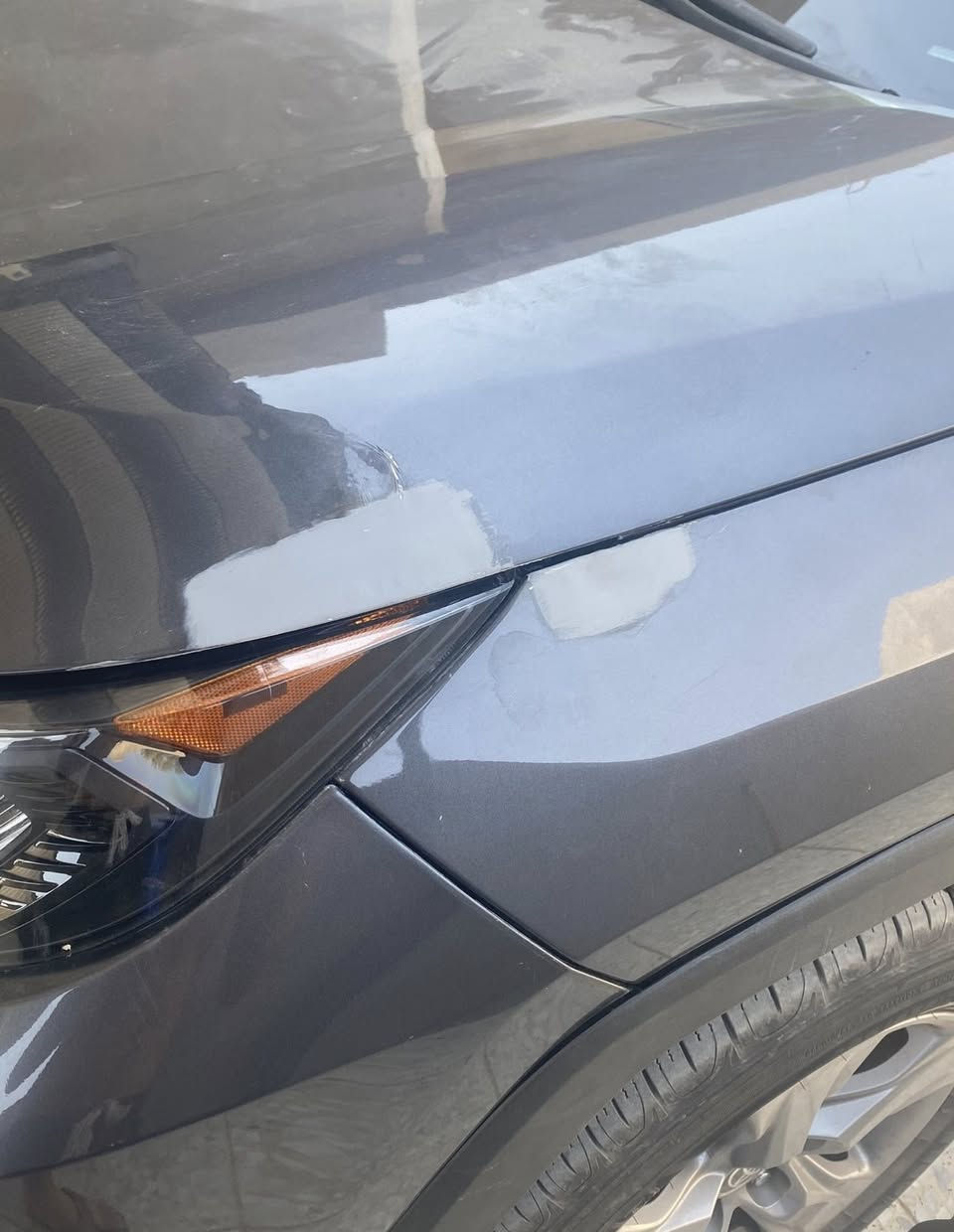 السلام عليكم
RAV4 2022 Le
حادثها موضح بالصور بدون دواخل بدون ايرباك حادث خفيف  ع وضعها ممصبوغة ماشية 101km 
بيها طخة خفيفة بين باب عكس السايق و الباب الخلفي 
 بيع او مراوس


**إذا كنت صاحب هذا الإعلان وتريد حذفه لأي سبب، رجاءا أرسل رسالة إلى الدعم الفني**