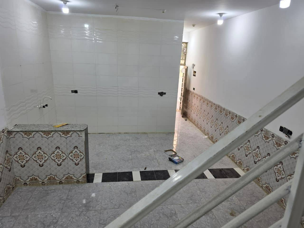دار سكن للبيع ١٠٠م طابو زراعي كوت حي الحكيم نزلت أفران الهادي قريب على الكورنيش بناء حديث طابوق مرقم من قبل البلدية للإستفسار الاتصال على *********** أو مراجعة مكتب دلالية الروان @
