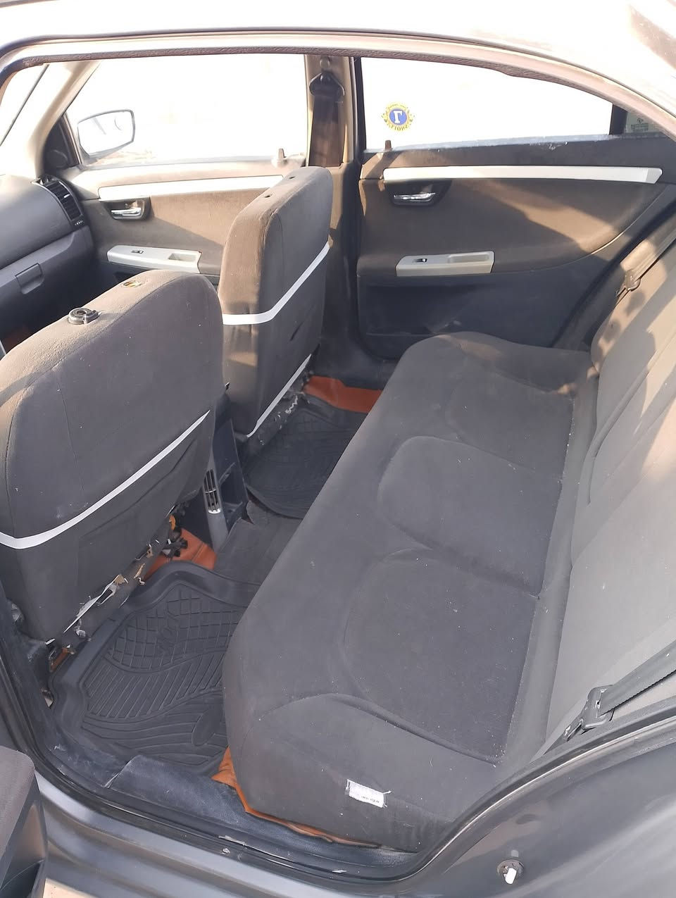 السلام عليكم للبيع سمند سورن 17 مكفوله كفاله عامه مكينه محور كورله نحله 1800 تبريد شغال اتخم تاير حداديه جيده السعر 45وبيهه مجال قليل ***********
