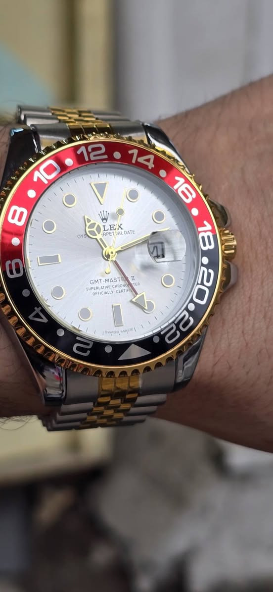 رولكس GMT
قطعة باله  مخزن غير مستخدم
مختم من كل مكان ومختوم
حتى على الزجاج 
٤ عقارب معدن تيتانيوم 
 منفذ يومي (وزن ثقيل) ومقاومة للماء 
جام زفير ضد الخدش
السعر ٣٠ الف على اول تفاصيل وتم


**إذا كنت صاحب هذا الإعلان وتريد حذفه لأي سبب، رجاءا أرسل رسالة إلى الدعم الفني**