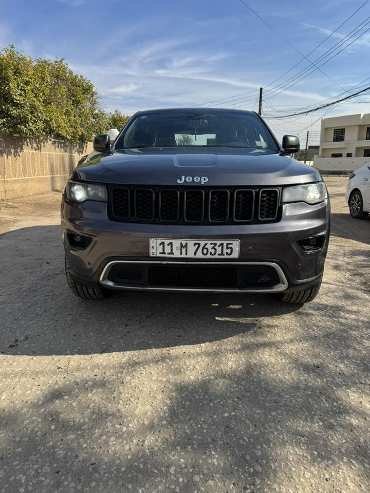 سلام عليكم
للبيع جيب بلاك توب 2018 ماشيه 63 رقم بغداد بسمي تحويل مباشر حادثها نص بنيد فقط الباقي مكفول من الصبغ والبارد محرك كير صدر كلها بحاله ممتازه المواصفات المعروفه كشن كهرباء تشغيل عن بعد وباقي المواصفات المعروفه مكانها بغداد المدائن السعر المطلوب 210 وبيه مجال للأستفسار *********** واتساب
