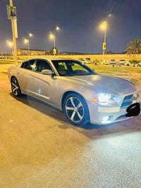 جارجر 2014 كفالة من الكص خليجي فقط السياره كلير داوات ادوات 0774955252...