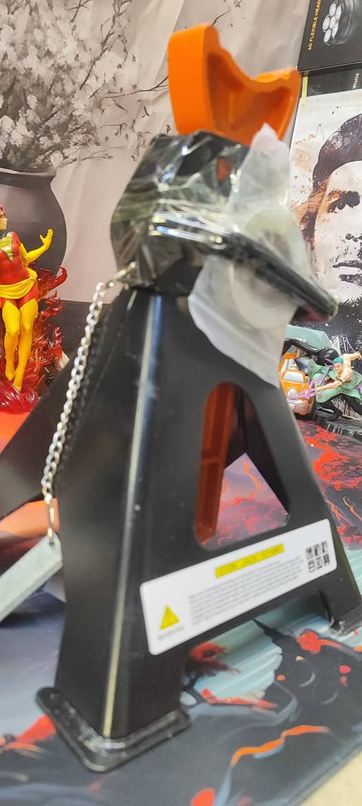 المنتج عبارة عن حامل رافعة للسيارات (Jack Stand) بقدرة تحمل تصل إلى 3 طن. 
نوع المنتج: حامل دعم مركبات (Jack Stand).
قدرة التحمل: 3 طن.
السعر ٢٥ الف


**إذا كنت صاحب هذا الإعلان وتريد حذفه لأي سبب، رجاءا أرسل رسالة إلى الدعم الفني**