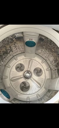 غساله اوتوماتيك LG ١٦ كيلو نظافه ١٠٠% السعر ٣٠٠ وبيها مجال  الاتصال عل...