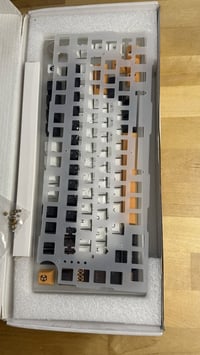 كيبورد ميكانيكي • سويجات أصفر جيترون • كابس PBT