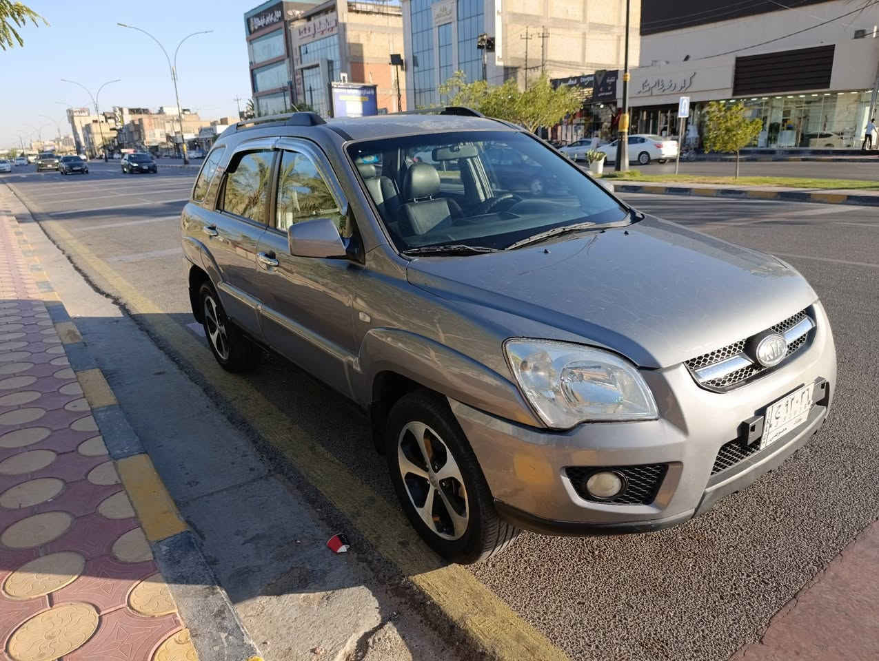 سلام عليكم سبورتج 2009 للبيع او المراوس حسب القناعه لون فيلي رقم بغداد الألماني ب اسمنا تحويل ثاني يوم بيها صبغ جاملغ الصدر اثر جراد و صور عندي ما قبل الصبغ و البنيد تبديل هم اثر جراد و البنيد القديم الجارد موجود و هم عندي صور لجراد البنيد ماشيه 234 الف و بيها جراد ب القماره موضح ب الصور و السياره جاهزه من كلشي تدفئه تبريد حداديه كير مكينه السعر 110 و بيها مجال و السيارة على ايدنا تقريبا 4 سنوات للتواصل و الاستفسار *********** المكان النجف الاشرف

