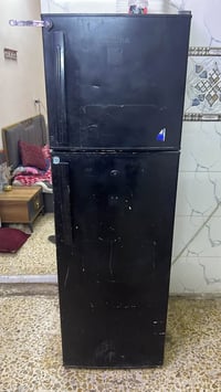 كنتور ابو بابين. وجربايه ام نفر. وثلاجه شغاله للبيع مكاني الشعب رقمي ٠...