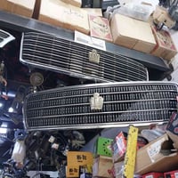 شباك كرستال • راس الثور • ياباني