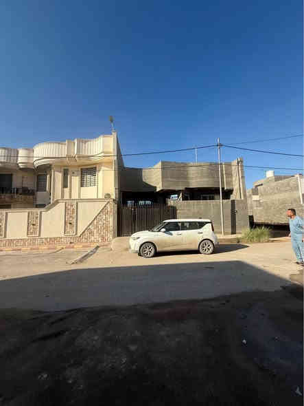 يالله 
السلام عليكم يعلن مكتب الوسام الذهبي عن وجود دار للبيع 
مسحاته 200م
طابو زراعي سند حديث 25
تفاصيل  الدار 
طابق واحد غرفتين استقبال وكيلدور ومطبخ وصحيات داخليه وخارجيه 
بناء حديث درجه أولى 
العنوان حله بابل زوير الغربي 
السعر 215مجال. بسيط 
تفاصيل اكثر مراجعه المكتب او الاتصال على الرقم الموجود في المنشور 
***********
*********** المصيب
