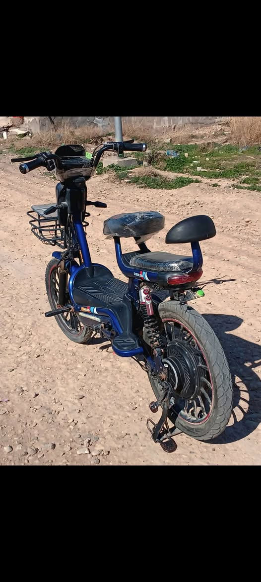 السلام عليكم ورحمة الله وبركاتة دراجة شحن للبيع مكان ديالى بعقوبة السعر 250وبي مجال اسعار مناسبة جداً ما اريد مراوس بس بيع موجود اي استفسار علة هذا الرقم ***********
