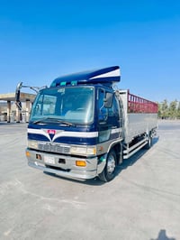 هينو • ستة وربع • مكينة ٧٠