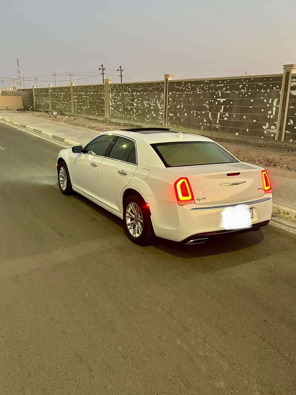 سلام عليكم البيع اوباما ٢٠١٦ كفالة عامة cفول مواصفات داخل عسلي فتحة كشن حار باد ميموري خزن هيتر مري ويل كروم يدات كروم مري قلاب ستيرن صاج كهربائي بلوجكتر تشغيل عن بعد بردة خلفية سيارة رقم اربيل هزة سنوية رقم كلة جديد ماشية ١٠٠ الف  مكاني بصرة رقم هاتف ***********
