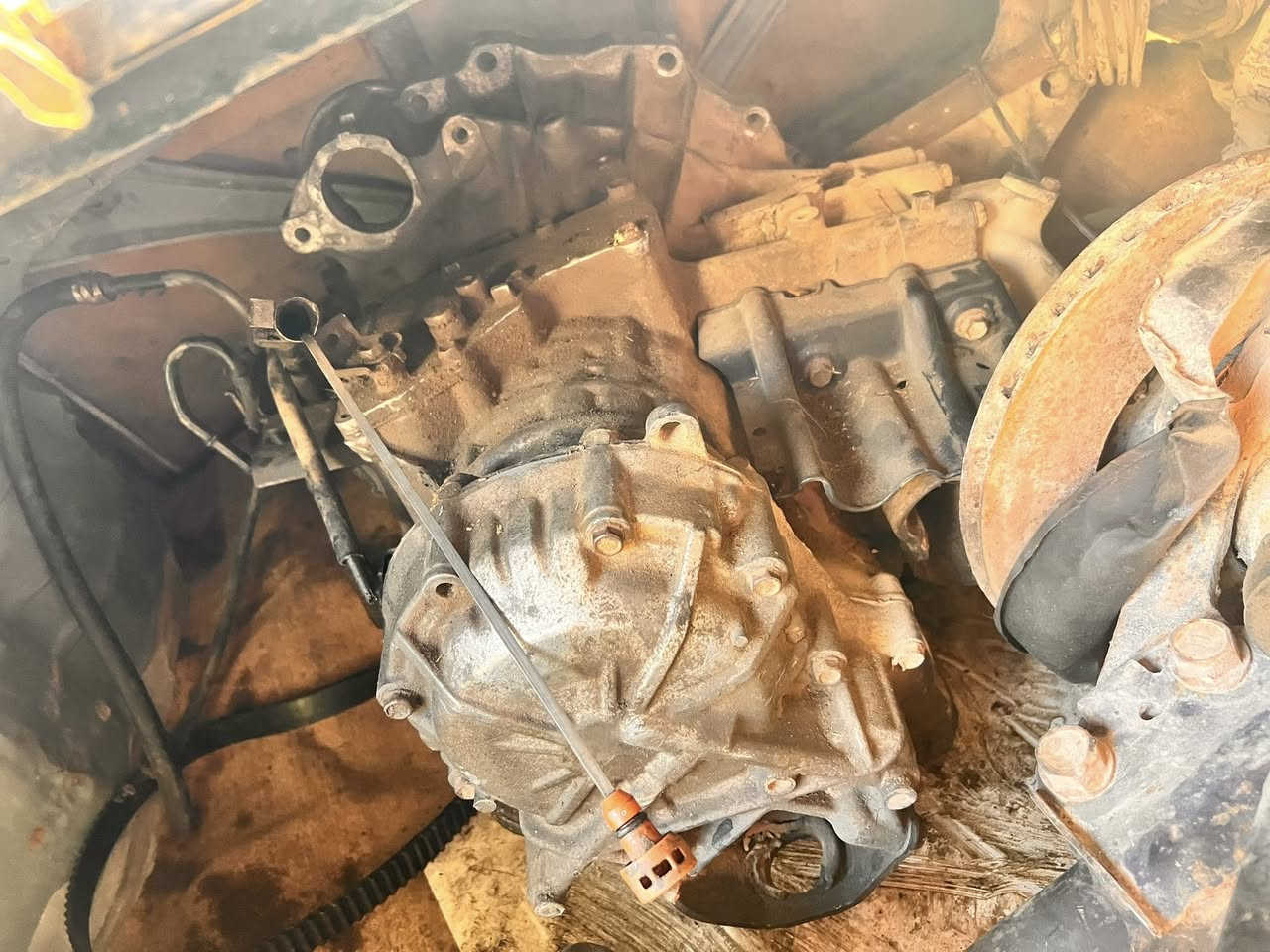 السلام عليكم سوبر افلون موديل ٩٥ رقم انبار نكليزي بسمي بدون ضربه بدون صبغ سياره حلوه يرادلها غسله صارلي شهر تاركها مكينه جديده صدر جديد بس لكير باقي عله الواحد يعني متنمر بس علواحد بدلت مشت وصارت عندي هلحاله اعتقد اكو بيها قطع بلوايرات جبت الها كيد مال تفصيخ ردت اشده بس نصحوني كيرها ميعطل كالو اكو خلل بلكهربائيات مال لكير فا خليت لكير بلجنطه موجود وصدرها كله مبدله جديد ولقديم هم موحود بلجنطه مكانها بغداد الغزاليه سعرها ٣٣للاستفسار ***********
