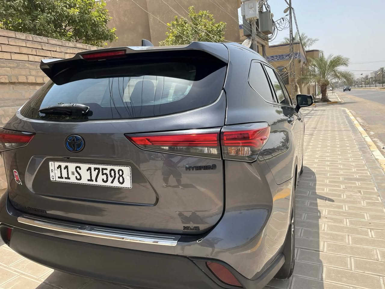 تويوتا هايلاندر هايبرد موديل 2021 فورويل AWD بدون ايرباك

مواصفات السياره VIP XLE  
 7 راكب 
صندوق كهرباء 
دخول ذكي بصمه أبواب تشغيل عن بعد تبريد منفصل 3 قطع كشن كهرباء وتدفئة المقاعد ستائر بلادي فتحة سقف كشنات جلد رادارات محيطية

سنويه بإسمي كل التفاصيل بالصور والسونار السعر ٢٦٥ او مراوس ب كورلا هايبرد مكان السياره مركز الحله *********** واتساب
