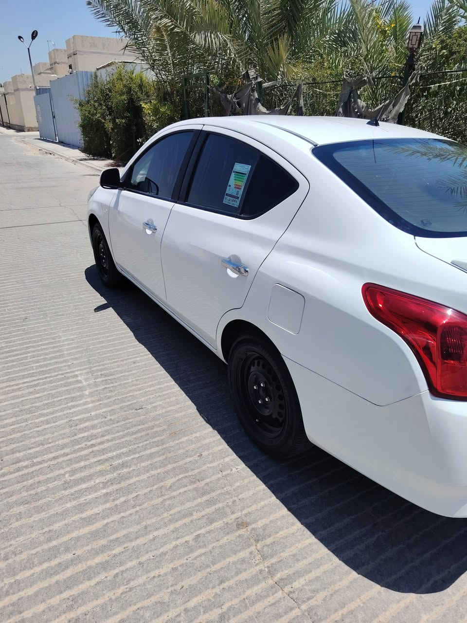 نيسان صني هندي موديل ٢٠٢٢ بيه كرت بل جاملغ الخلفي السعر ١٠٥ بيه مجال ***********
