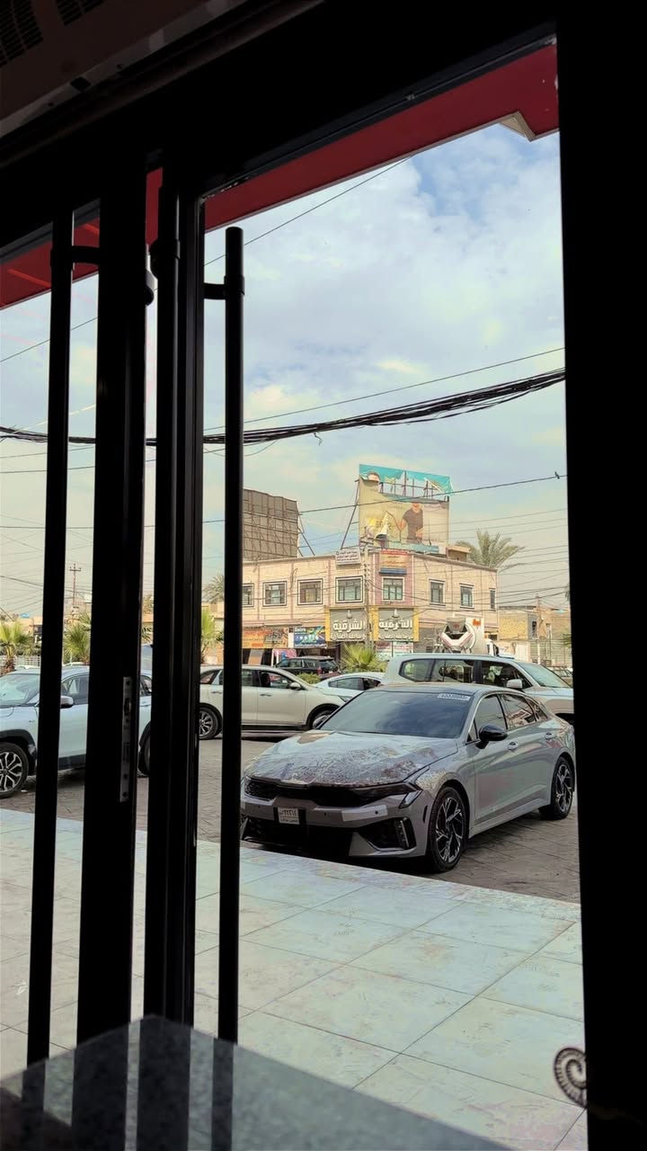 K5
2025 gt line 
سياره لون سموك لون مميز 
فول مواصفات بدون ايرباك 
ماشيه ٢٠ الف فقط اخت زيرو 
ابيع على وضعه حادثه من امريكا 
سياره باسمي تترقم بغداد عدى اقليم كردستان 
جهازه من كلشي ناقصه صبغ بس 
سياره ب ٢١٦ ورقه بيهه مجال جدا بسيط


**إذا كنت صاحب هذا الإعلان وتريد حذفه لأي سبب، رجاءا أرسل رسالة إلى الدعم الفني**