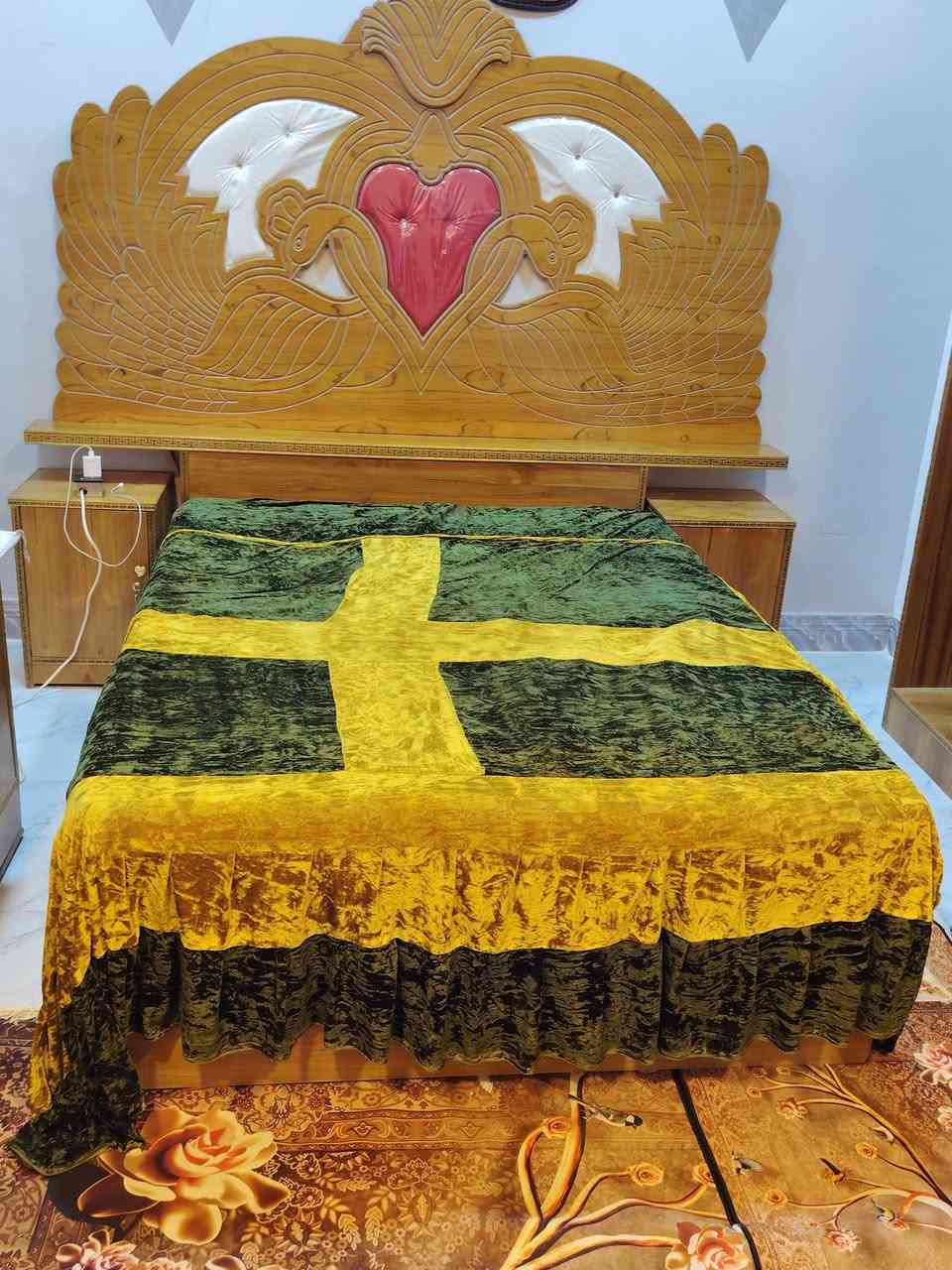 سلام عليكم غرفه اخشاب اخت الجديده ماصارله شهرين عدي مكاني نجف كوفه حي ميسان تجي وشوفه بعينك لسعر ٦٥٠ وبيه مجال حك لجيه هاذا رقمي واتساب بس ***********
