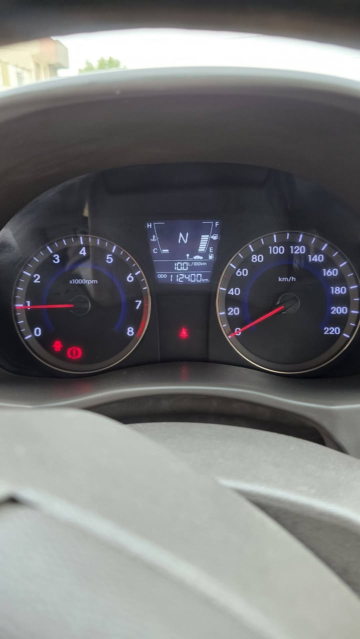 السلام عليكم اكسنت موديل 2015 خليجيه
السياره فول بموديلهه ماشيه 112 الف كيلو
محرك 1600 دوش اكفلك محرك و كير و السياره بدون أي حادث
السياره صدر امامي خلفي جديد ادامه كامله السياره مناقصهه برغي
السعر 10700$ و بيهه مجال بسيط كلش
رقم ***********
مكان حي القاهره
