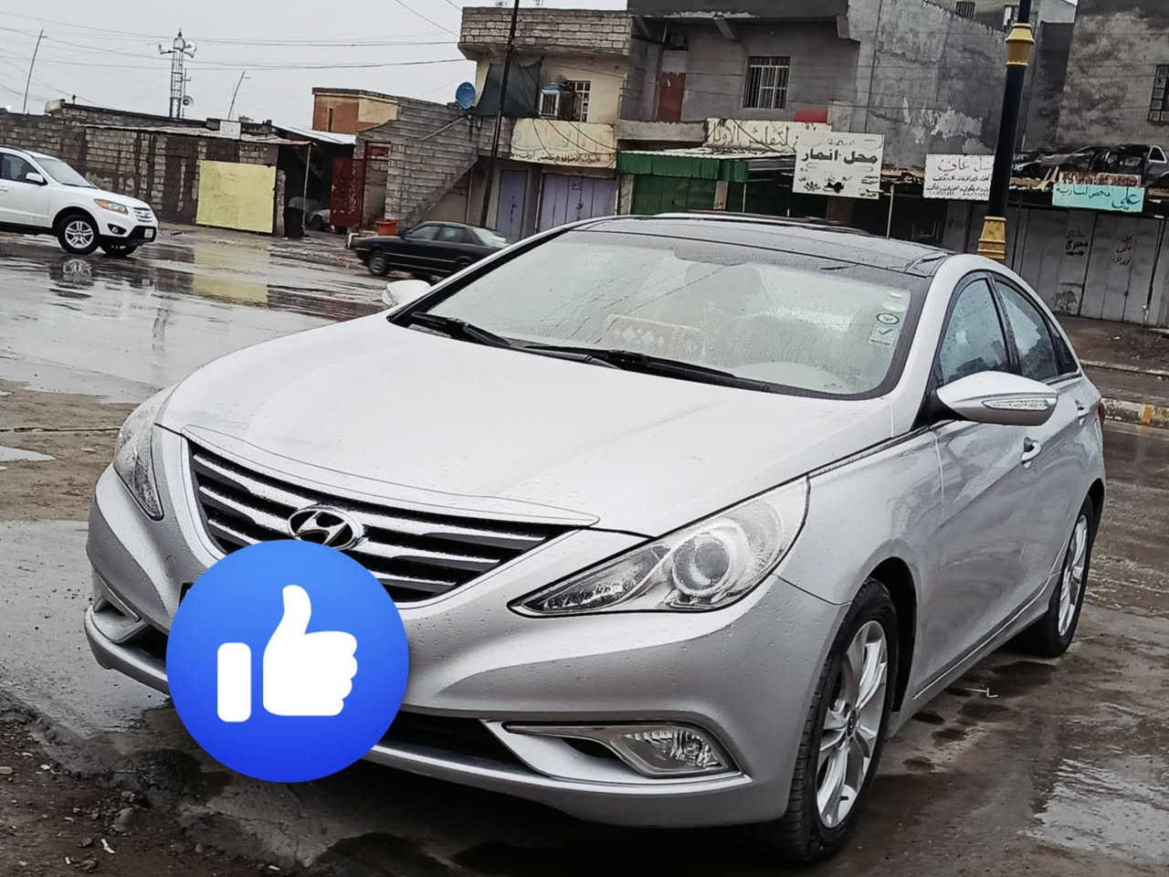 سلام عليكم سوناتا مضلع موديل 2011خليجي فول 1على 1
سياره مال بيت حلوه حيل مال جناي فول مواصفات بانوراما امري شفط شاشه ايباد سياره بيها قطعه واحده البونيد مبدل  الاصلي السعر 125 وبيها مجال وكان السياره الشرقاط حي الصناعي رقم الهاتف ***********
