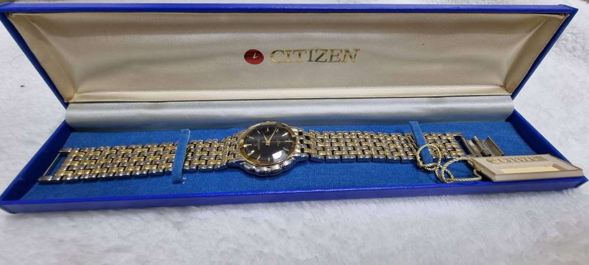 السلام عليكم للبيع ساعة سعر 75 الف


**إذا كنت صاحب هذا الإعلان وتريد حذفه لأي سبب، رجاءا أرسل رسالة إلى الدعم الفني**