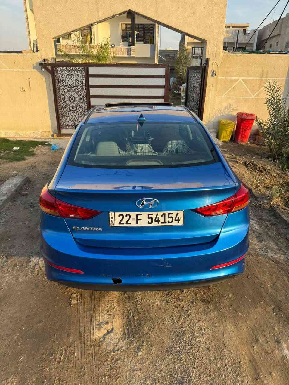 السلام عليكم النترا ٢٠١٨ أمريكي حادث موضح كدامك باسمي السيارة جاهزة تخم تاير تخم ويل مكينه ٢٠٠٠ فول السيارة 
مكانها سويب معروضه ب١٢٠ وبيها مجال قليل 
*********** الرقم بي واتساب الي يحب يتصل
