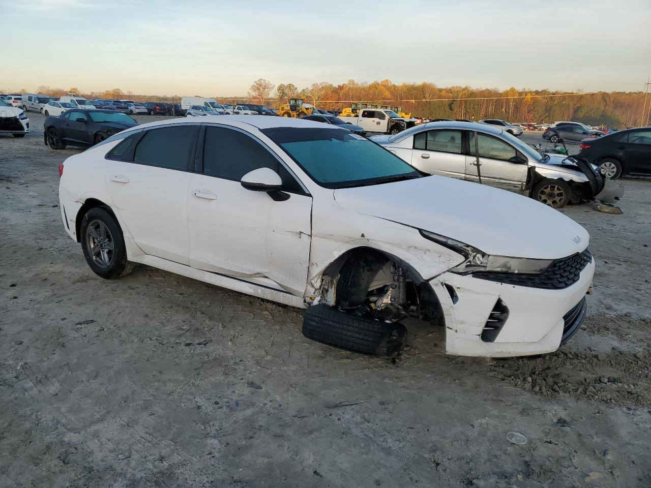 كي فايف موديل 23
حادث موضح ورقم شاصي موجود بلمنشور  سيارة مصلح وكامل السعر 160
***********
***********
