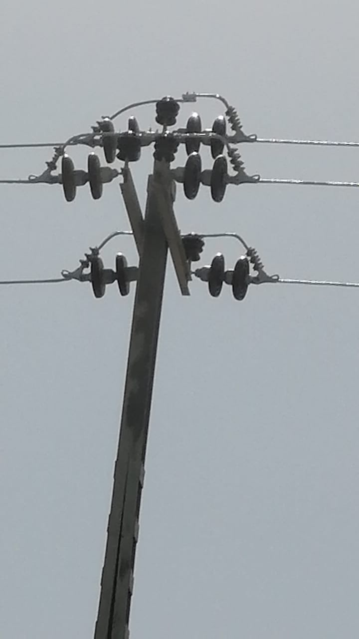 ⚡ أعمال كهرباء متكاملة – تنفيذ باحتراف وثقة ⚡
ننفذ جميع أعمال الكهرباء للأحياء السكنية والمجمعات والمشاريع الخاصة، من الأساس وحتى التشغيل الكامل:

🔹 نصب أعمدة الكهرباء
🔹 تمديد الأسلاك الهوائية والأرضية
🔹 تمديد كيبلات الضغط الواطئ والمتوسط
🔹 تركيب المحولات الكهربائية
🔹 تنفيذ شبكات الكهرباء للمجمعات السكنية
🔹 صيانة ومعالجة الأعطال
🔹 العمل وفق المخططات الهندسية المعتمدة

✅ التزام بالمواصفات الفنية
✅ معايير سلامة عالية
✅ سرعة في الإنجاز
✅ أسعار مناسبة وخبرة عملية

📞 للتواصل والاستفسار:

[ *********** ]

⚡ الجودة أساس عملنا… وثقتكم هدفنا
