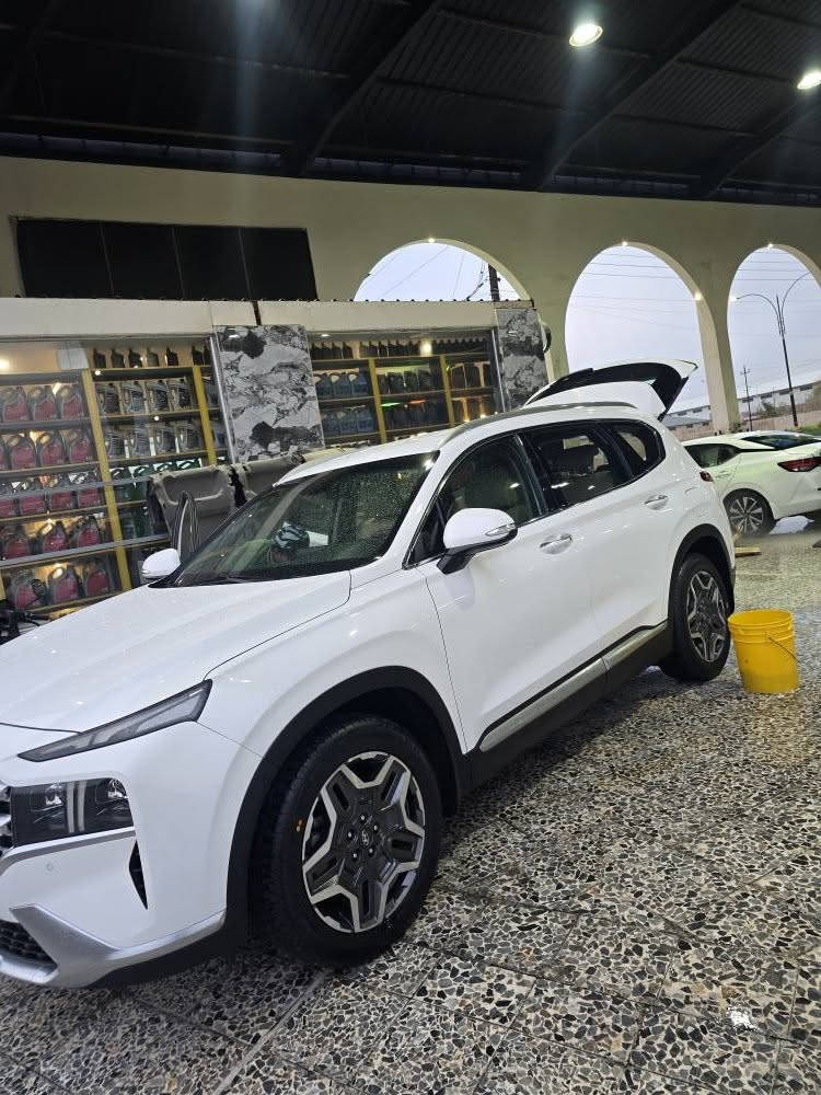 سنتافي خليجي 2021
محرك 2500
فول عدا البانوراما
كشنات كهرب 
صندوق كهرب
ماشيه 85
للاستفسار ***********
*********** موصل, نينوى
