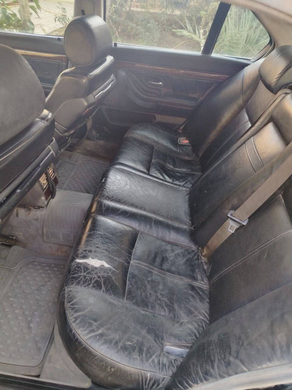 سلام عليكم
بي ام 740. V8
موديل 1997
كشنات جلد
تدفئه تبريد
مواصفات معروفه
السعر 65 او مراوس بكوري
***********اسيا
***********اثير
الديوانيه
