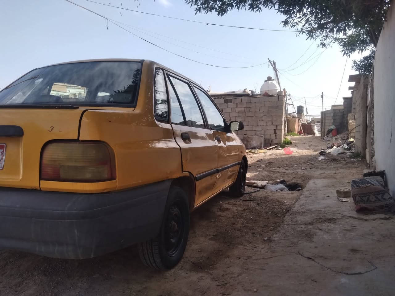 للبيع سايبه موديل 12سياره جاهزه من كلشي تخم تاير صدر خلفي امامي كهربايات كلها شغاله منضومه تبريد كامله بس منقص غاز تحويل مباشر مذب عليها ولاربع السعر 13 العنوان بغداد الستفسار على رقم ***********
