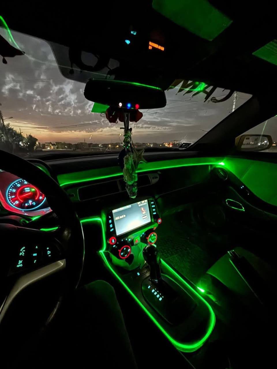 جبتلكم فد شي مرتب يفيدكم

لد دشبول متغير الالوان ركز يتغير بتحكم ومحوله بي

سهل تركيب بالبيت تركبة كلش سهل 

طوله 4 متر ومحوله طولها متر يعني 5 

بي الوان كلش حلوه ومميزه

سعره ١٨مع توصيل

للحجز عبر الخاص يوصلك خلاب 12 ساعه لباب


**إذا كنت صاحب هذا الإعلان وتريد حذفه لأي سبب، رجاءا أرسل رسالة إلى الدعم الفني**