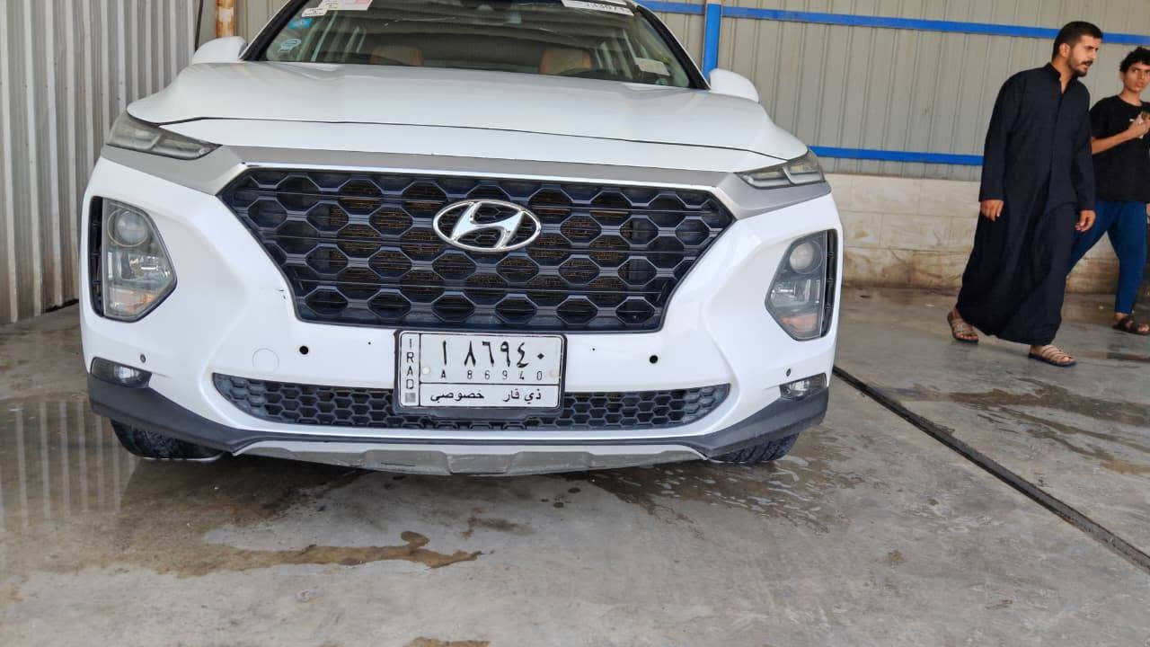 سلام عليكم سنتافيه موديل 2019 رقم ذي قار بسمنه مداور ثاني يوم وارد امريكي مكينه أربعه سلندر فول مواصفات  بصمه تشغيل بصمه بيبان ضربته جاملغ مبدل بدون دواخل المكان الناصريه السعر 155وبيه مجال ***********
