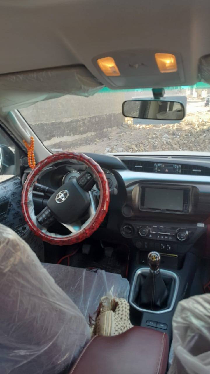 السلام عليكم 
للبيع تيوتا هايلوكس فور ويل 2023 كير عادي
رقم بغداد انكليزي ب اسمي 
ماشيه 36
مكفوله ماعدا بارد بسيط 
السعر 280 بيها مجال
***********
مكاني كربلاء
