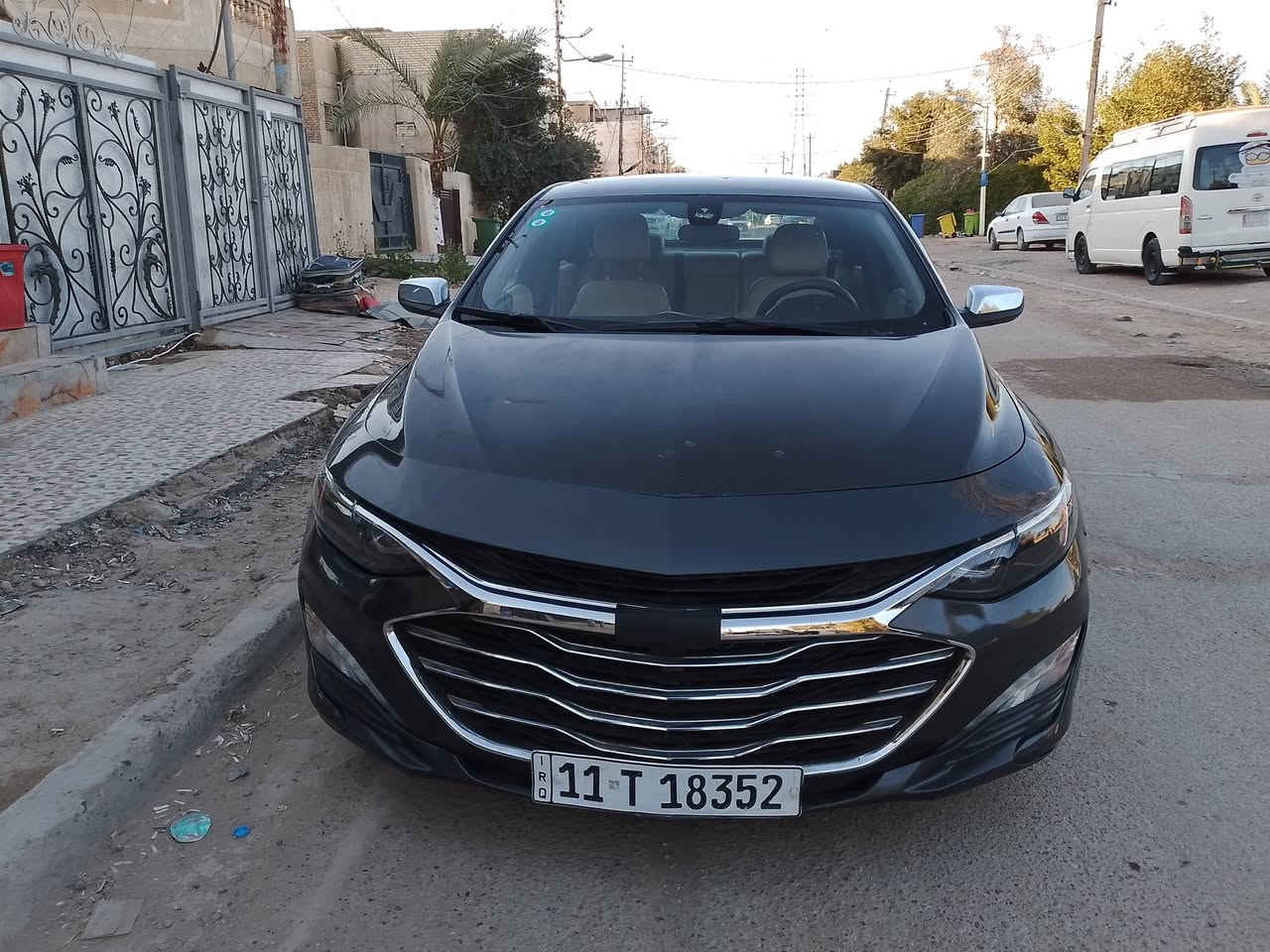 بيع او مراوس
شيفروليت ماليبو 2018 محدثة الشكل الجديد رقم بغداد انگليزي مشروع وطني هزة و سنوية جديدة لغاية 2031
محرك 1500 توربو
شاشة 
كاميرا 
بصمة تشغيل و ابواب 
كشنات جلد بيجي
تحكمات ستيرن 
 حادثها خفيف كلش باب السايق مبدل نفس اللون و باب السكن مصبوغ بچم كبس بدون ايرباك بدون دواخل و بيها بارد بسيط بالجاملغ الخلفي
سعرها ( 103 ) و بيها مجال بسيط
مكانها بغداد حي الجهاد ترهم بيع او مراوس حسب القناعة 
***********
***********
