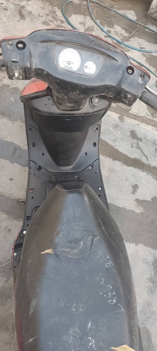 فراشه  البيع  محرك بلاد  ما مفتوح ناعم لا صوت 
دراجه بيه نقص باتري 
العنوان 
بصرة المطيحه  
سعر 450 وبيه مجال 
مايعجبك سعر اعبر منشور ولا تصير لوتي
شراي يجي خاص


**إذا كنت صاحب هذا الإعلان وتريد حذفه لأي سبب، رجاءا أرسل رسالة إلى الدعم الفني**