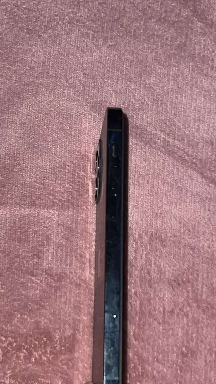 للبيع iPhone 12 Pro – 256GB – لون نيلي

الجهاز شغال تمام وما بي أي مشاكل بالنظام ✅
🔋 نسبة البطارية 90% (مبدّلة)
📱 الشاشة بلادي وبيها شخوط واضحة
📸 الكامرة الأمامية بيها تغويش و مبين بل تصوير
🔓 الفيس آيدي شغال طبيعي 100%
📦 بدون كرتون

📍 الموقع: بغداد – شارع فلسطين

💵 السعر: 220 ألف 

الرقم : ***********
