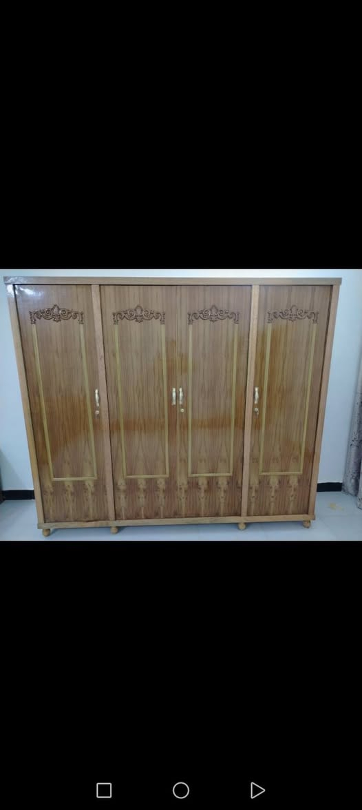 سلام عليكم يوجد لدينا جميع انواع الكناتير التفصال الاسعار مناسبه العنوان ميسان حي العسكري *********** بي واتساب
