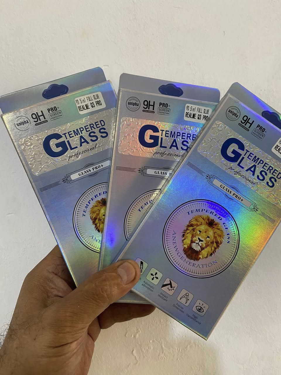 عرض خاص سعر لاصق الشاشه 100 دينار توصيل لجميع المحافضات ***********
