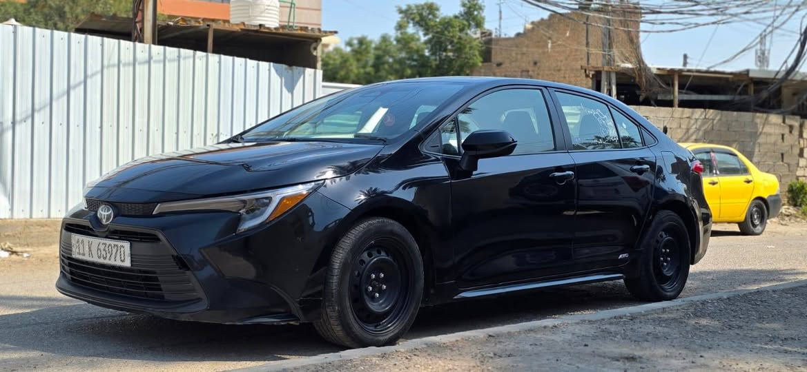 السلام عليكم
كورلا موديل ٢٤ LEهايبرد بدون ايرباك بدون لغد بدون شاصي  بيها ٥ قطع صبغ صور الحادث بالمنشور السياره جاهزه ع اخر حبايه 
مكانها بغداد الدوره السعر المطلوب 135 
هاتف ***********
