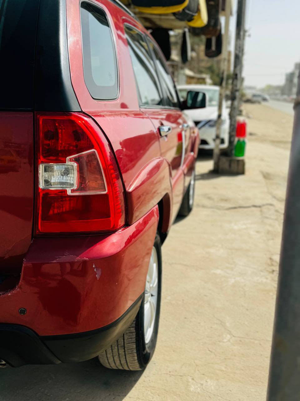 سبورتج 2009 بيه رشات صبغ رقم اربيل سياره جاهزه من مكينه وكير  وحداديه وتخم تاير سياره حلوه المكان ديوانيه سعره سياره 98وبيه مجال 
***********
