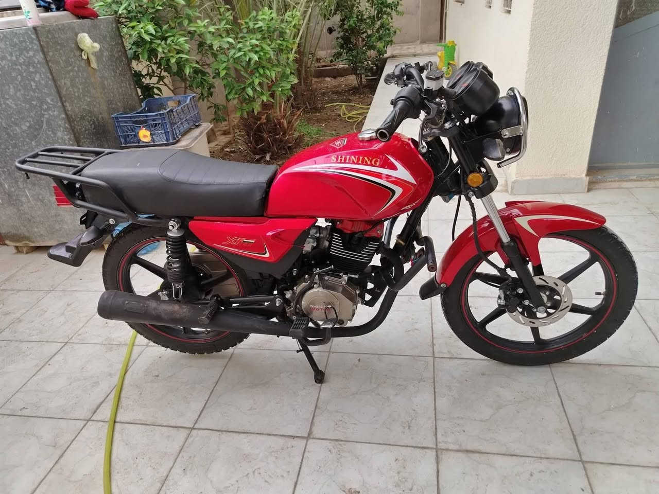 ساينك موديل 23 طالعه 25 أوراق اصولي وصل معرض باسمي دراجه جديده معه جهاز إنذار وتشغيل عن بعد البيع او مراوس بعضم  حتلو انطي فرق مكاني طويريج ناحيت الخيرات ***********
